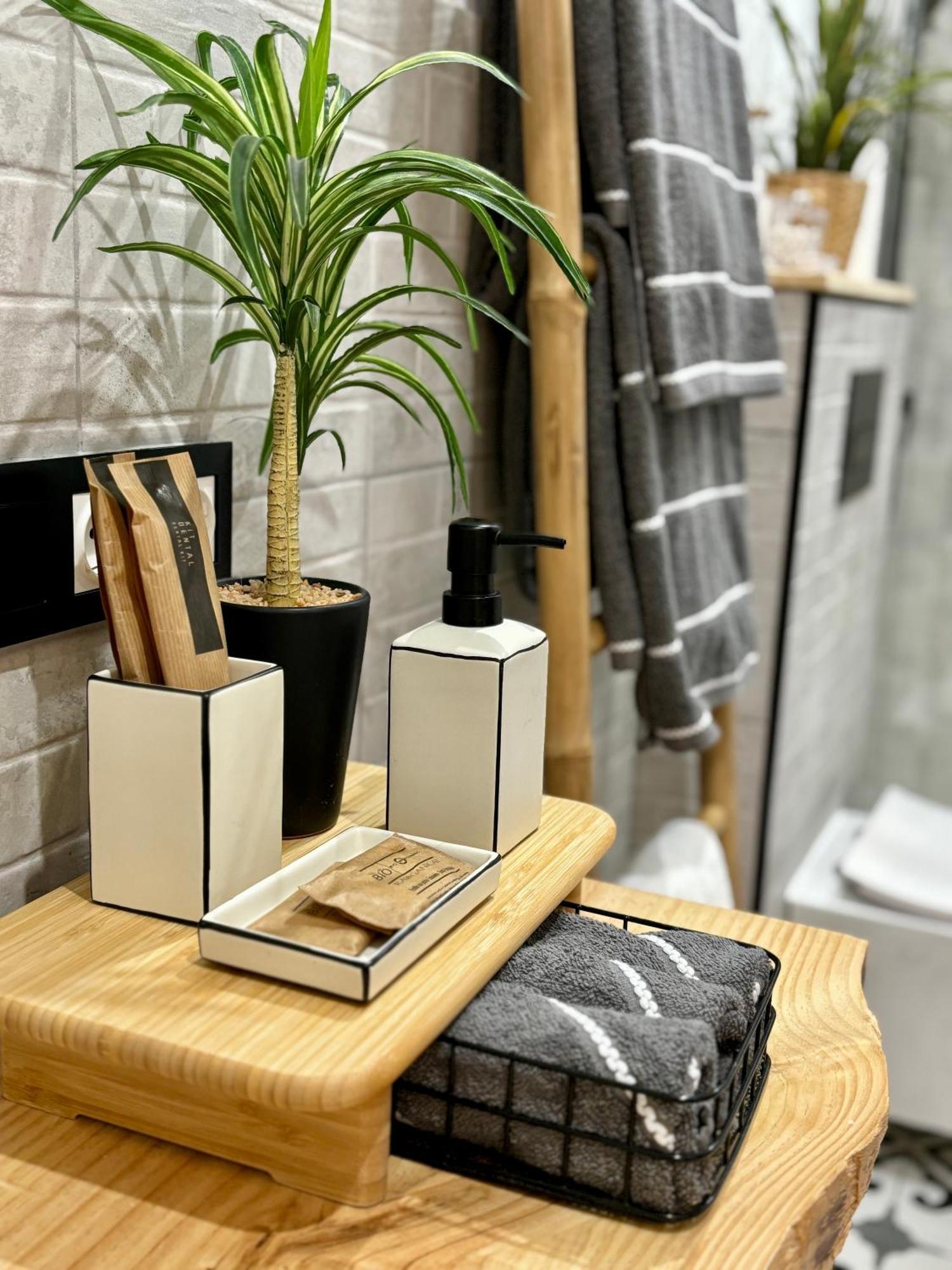 El Pisito Forest,A 300 Metros Iglesia De La Encarnacion Apartment Марбеля Екстериор снимка